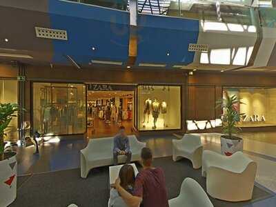 Jamaica Coffe Shop En Alcalá Magna