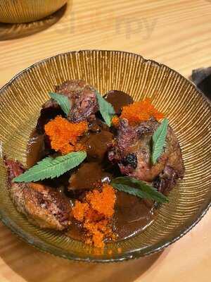 Nakeima Dumpling Bar