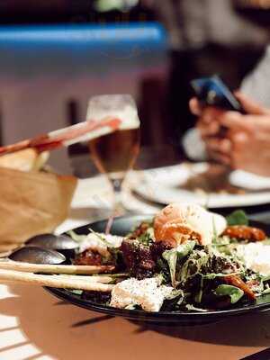 La Mafia Se Sienta A La Mesa