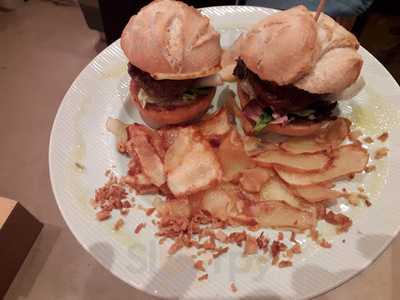 La Taberna Del Medio