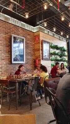 The Good Burger - Photo 8