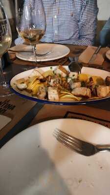 Zapi Vinos Y Pica-pica