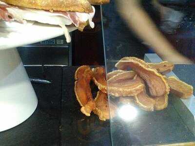 Chacinería-tapería Ibérica