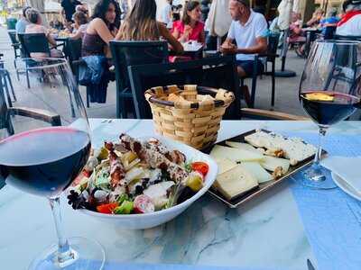 El Pasadizo De Las Delicias