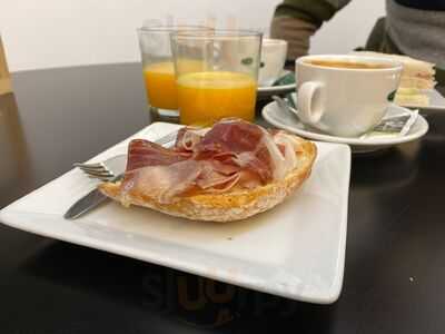 Tastavín Cafetería 