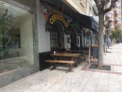 Cerveceria Internacional - Photo 7