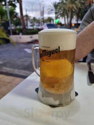 Bollywood Tandoori Indian Restaurant