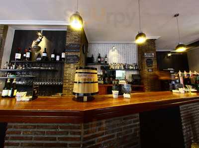 Vinateria Cerveceria Platero