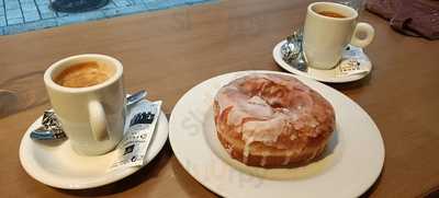 Cafetería Noche Y Día