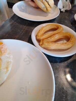 Cafe Bar Papi Y Mami