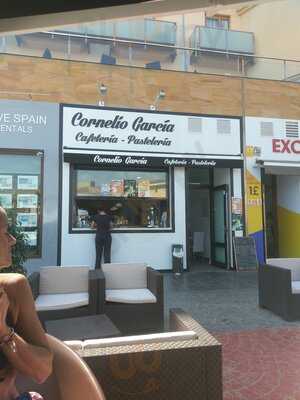 La Pasteleria Cornelio Garcia