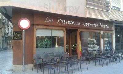 La Pasteleria Cornelio Garcia