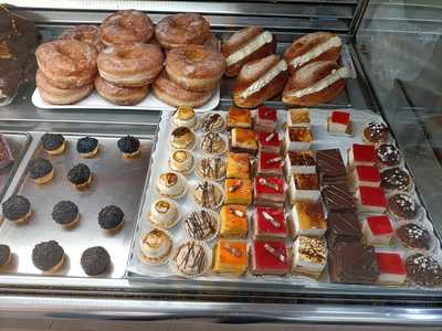 Confitería Cafetería La Buena Moza