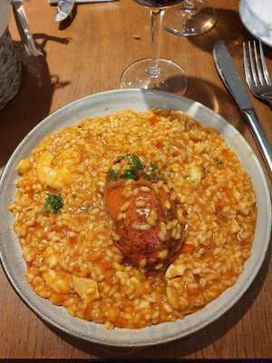 La Cecilia De Allende