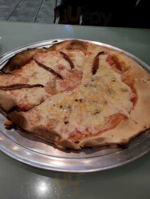 Café Bar Poppy"s Piza