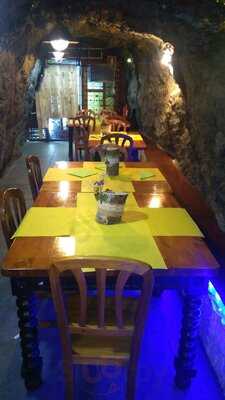 Bar Restaurante La Fonda A.j