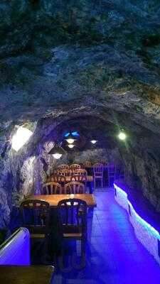 Bar Restaurante La Fonda A.j