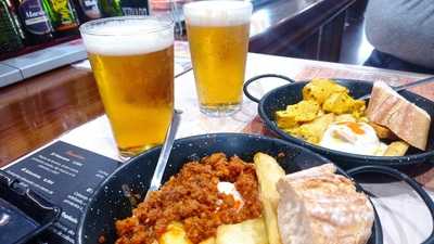 Las Tapas Y La Sartenuca