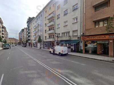 La Venta Del Jamon Oviedo