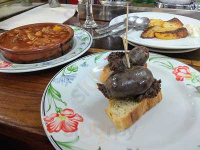 Novo Sports Bar & Paddy Singh Restaurant