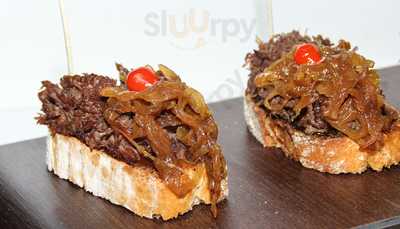 Cu4tro Casual Urban Coffee