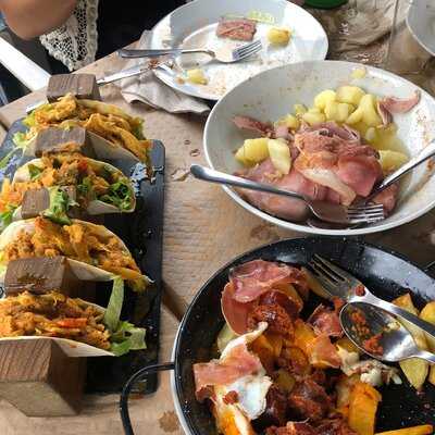 La Casona De La Montaña