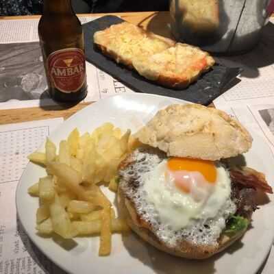 Campus Beer & Burger