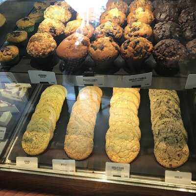 Starbucks Plaza Escandalera