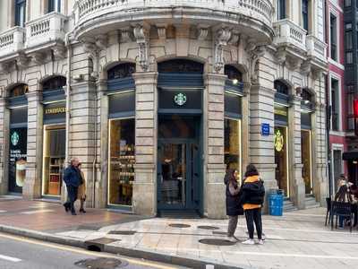 Starbucks Plaza Escandalera