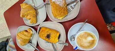 Croissanteria Bocateria Estación Autobuses