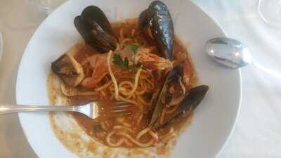 La Piccola Trattoria