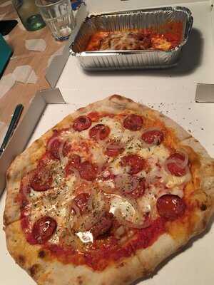 La Piccola Trattoria