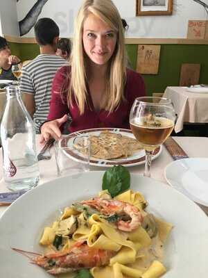 La Piccola Trattoria