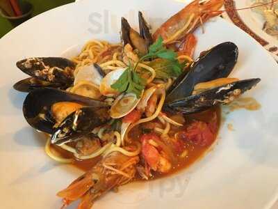 La Piccola Trattoria