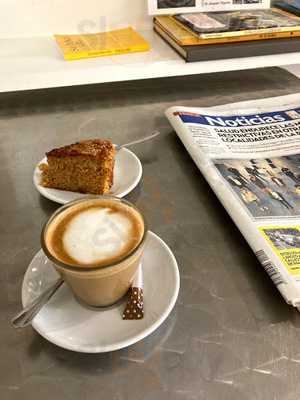 Coffeeshop Bookshop Ands