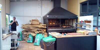 Santianes Bar Restaurante - Photo 7