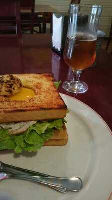 Santianes Bar Restaurante - Photo 8