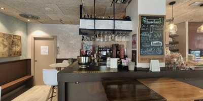 Mi Pequeña Venezia, Café Bistrot