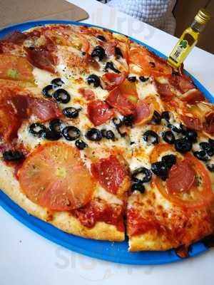 Domino's Pizza Fernando Vela