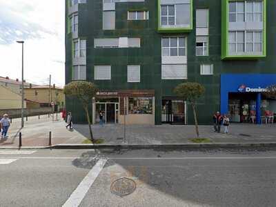 Domino's Pizza Santander 1