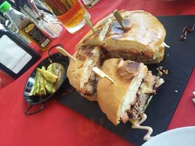 Cerveceria La Brujula