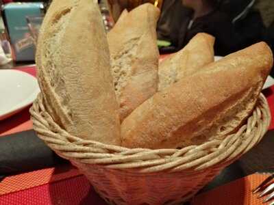 La Compuesta Sidreria Vinateria