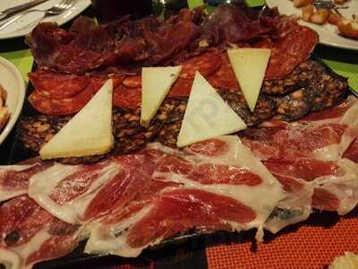 La Compuesta Sidreria Vinateria