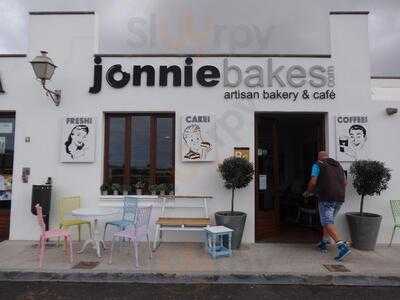 Jonnie Bakes