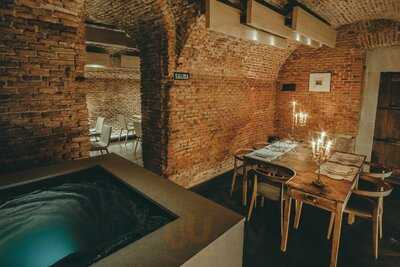 Ferretería Restaurante