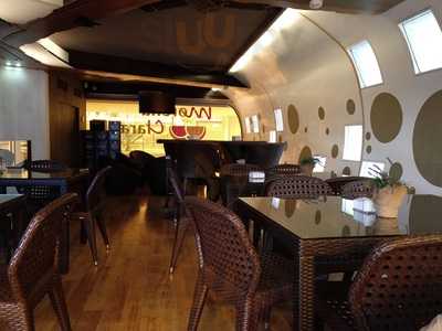 Morena Clara Gatro Bar