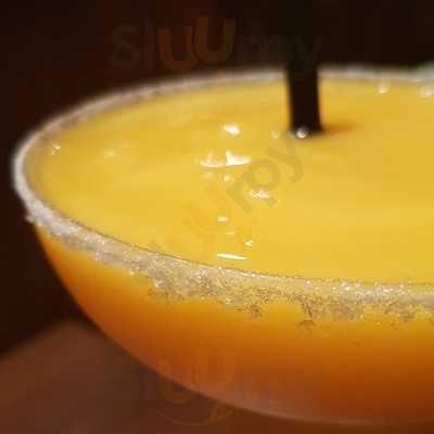 Los Girasoles Cantina