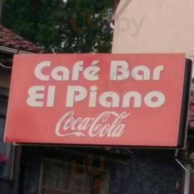 Cafe Bar El Piano