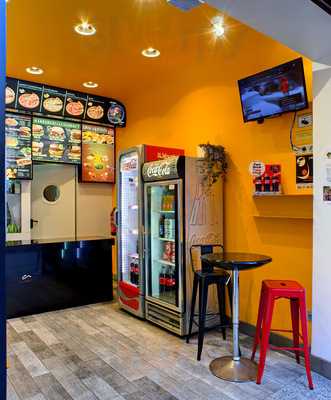 La Polleria De Jovellanos