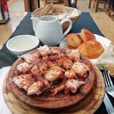 Restaurante-pulperia Jacinto Grandio